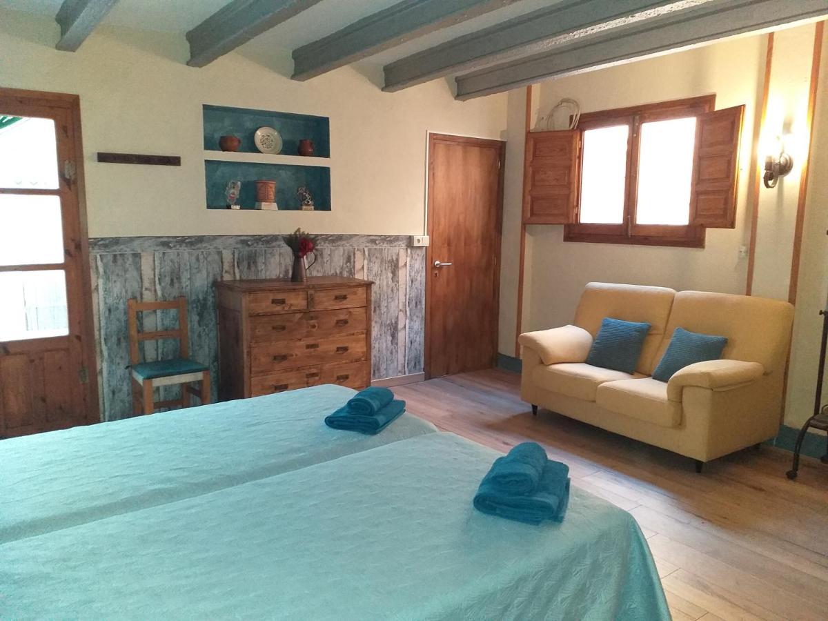 Casa Rural Marila Puigmoreno ภายนอก รูปภาพ